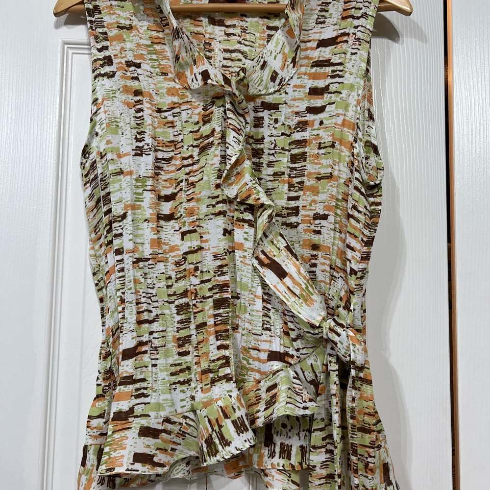 Sleeveless Ruffle Tie-Front L Top in Green and Brown Print Boho Whimsical NWT